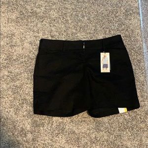 The limited shorts with tags